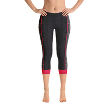 Load image into Gallery viewer, Serpentine - Capri Leggings